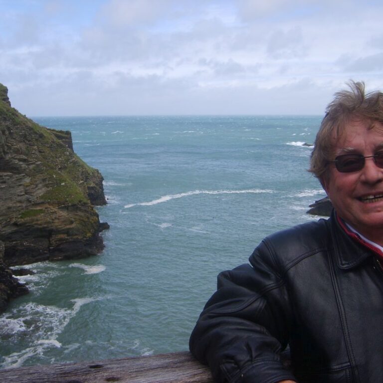 לטפס לטירתו של המלך ארתור האגדתי