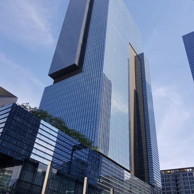 לנוע עם קלנועית בעיר העתיקה סאנג גוי