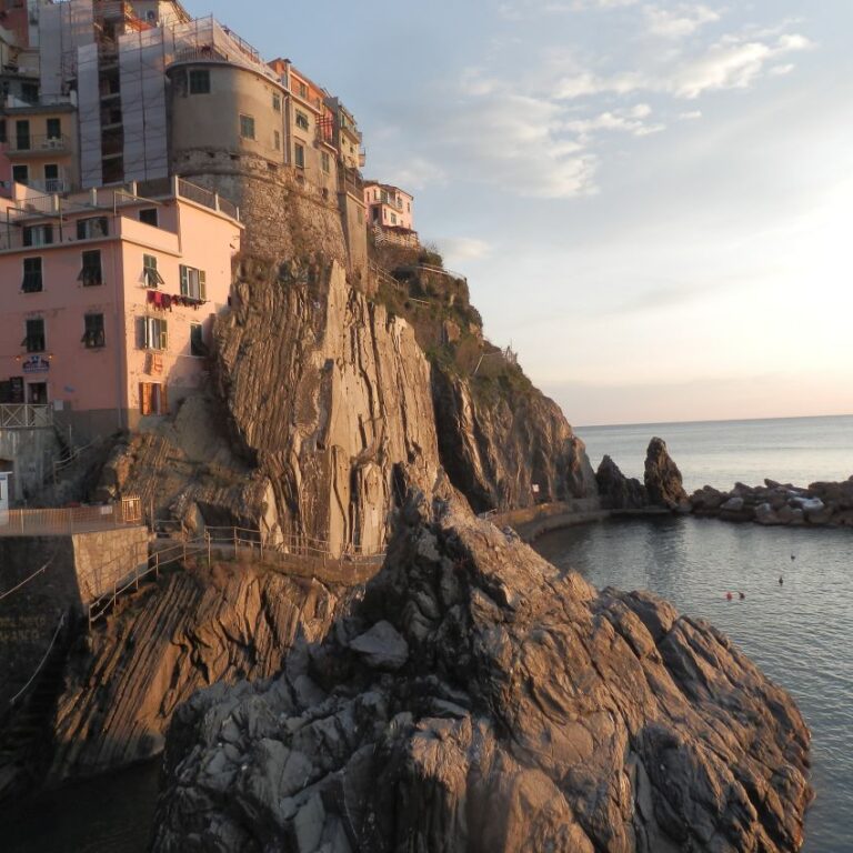 מהכפרים התלויים בצ'ינקווה טרה