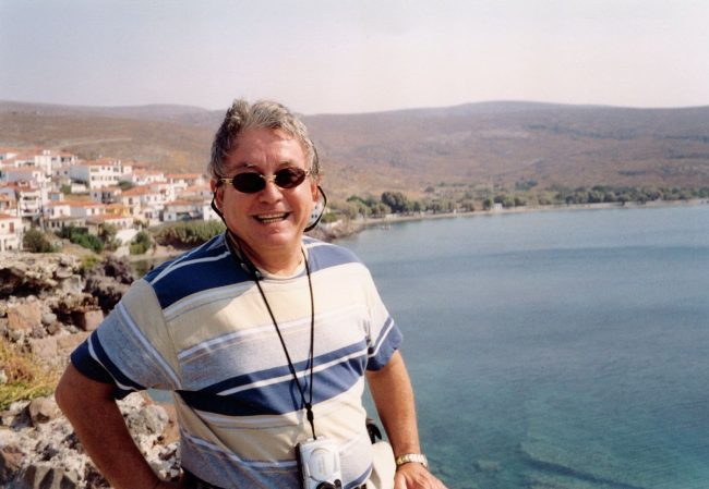 מפרץ חלקידיקי בים האיגאי בין 3 האצבעות הנשלחות מהיבשה לים האיגאי