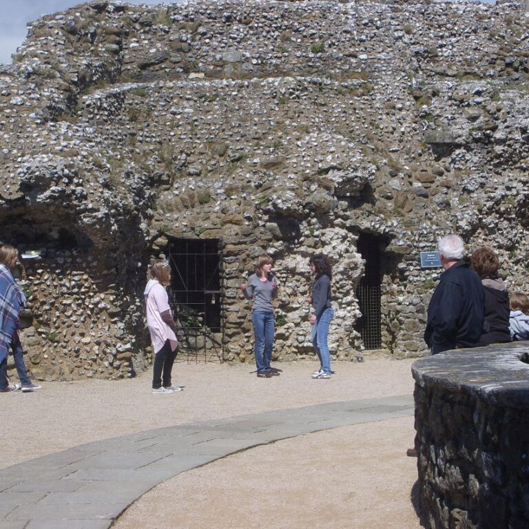 מצודה עתיקה בדובר