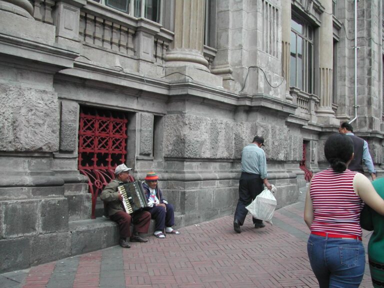 נגני רחוב בקיטו, אקוודור