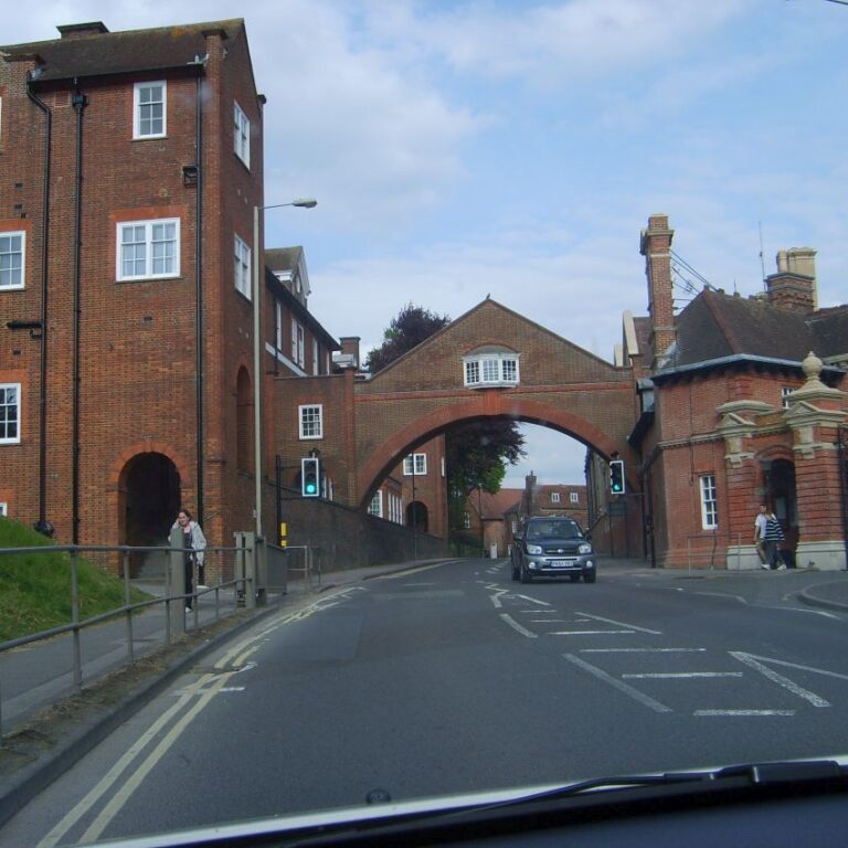 עיירה בדרום מערב אנגליה