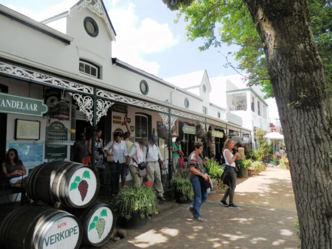 עיירה הוגונוטית בדרום אפריקה אותה יסדו המתיישבים מאירופה כבר במאה ה-17