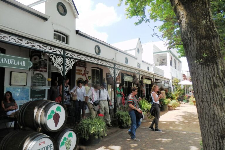 עיירה הוגונוטית בדרום אפריקה אותה יסדו המתיישבים מאירופה כבר במאה ה-17