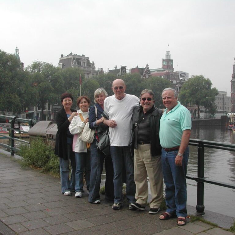 על גדות תעלה הולנדית