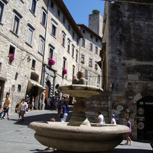 ערים איטלקיות עם מזרקות רחוב