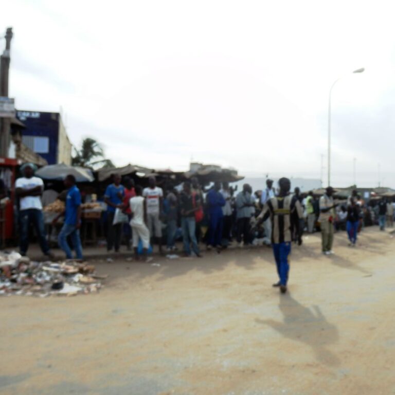 פינת רחוב בדקר, סנגל