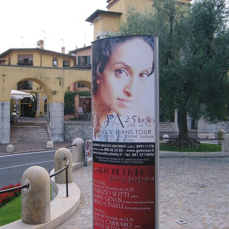 פלקט לכבוד הופעתה של אחינועם ניני בצפון איטליה