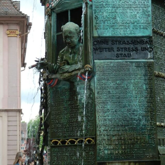 פסל רחוב שוויצרי