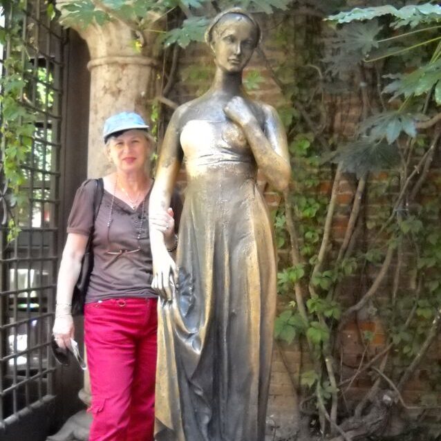 צביה ויוליה בוורונה, איטליה-