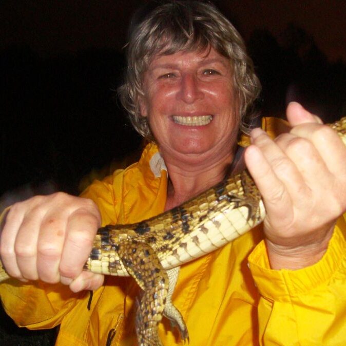 צדים קיימנים בלילה באמזונס