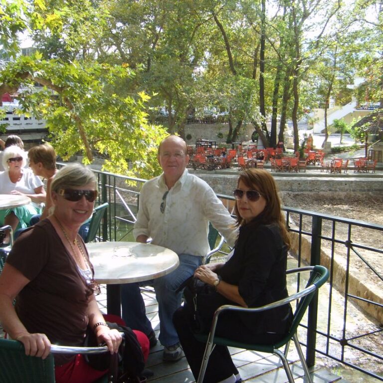 רגועים בכרתים