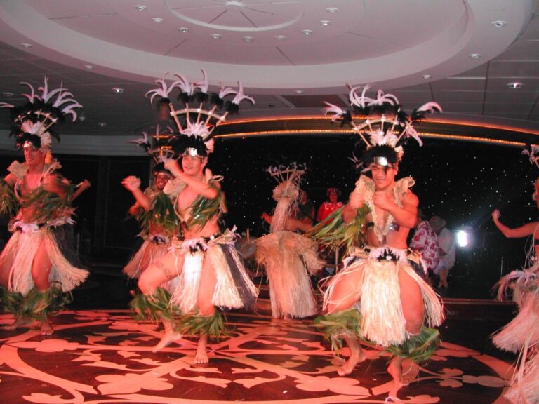 ריקודים פולינזים