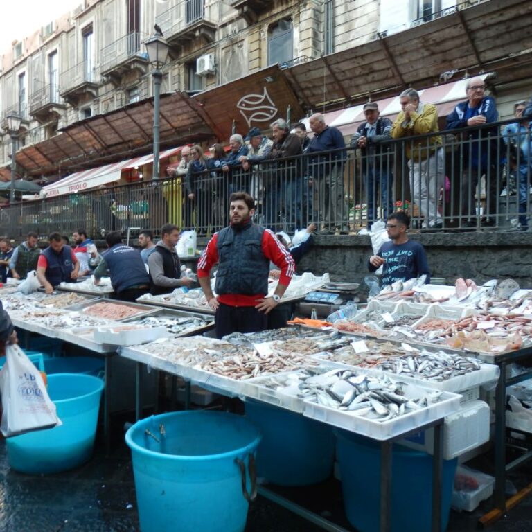 שוק דגים בפלרמו