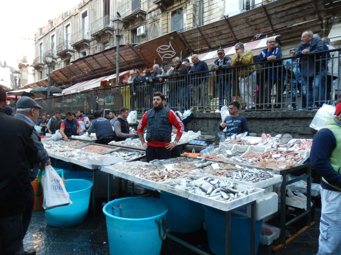 שוק דגים בפלרמו