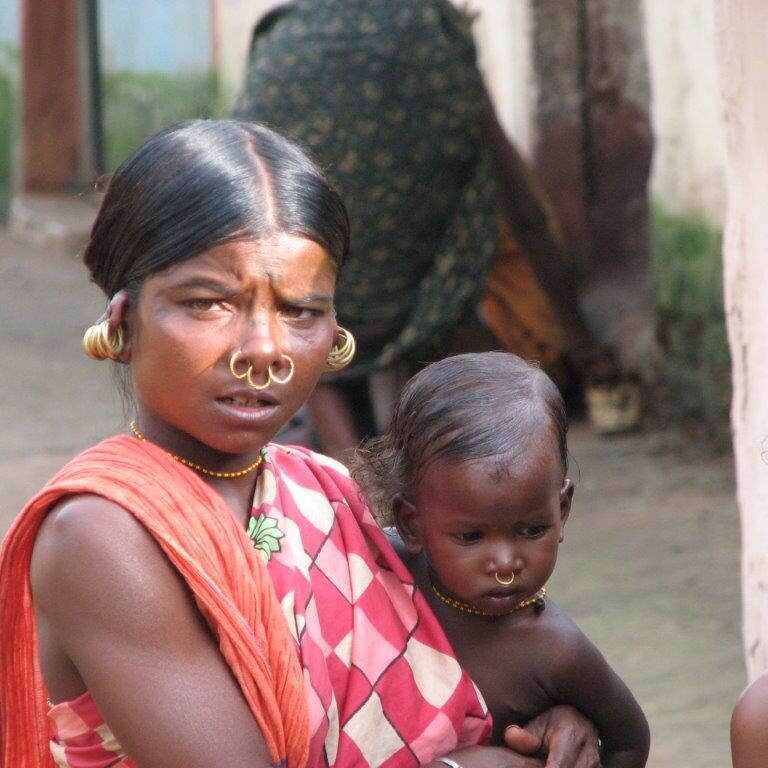 נשים מתקשטות בכל מצב