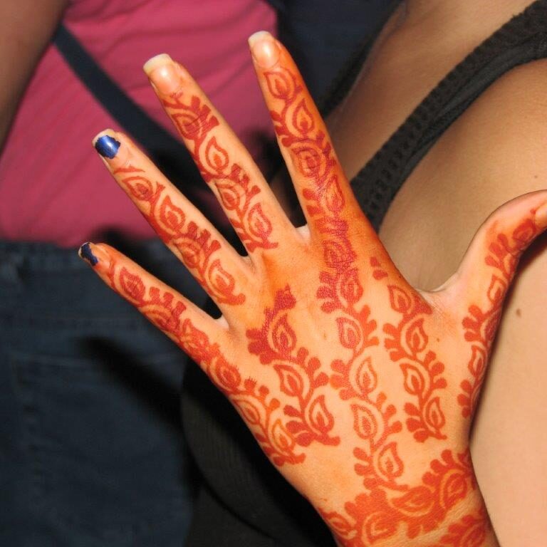 יד מאופרת של רקדנית הודית