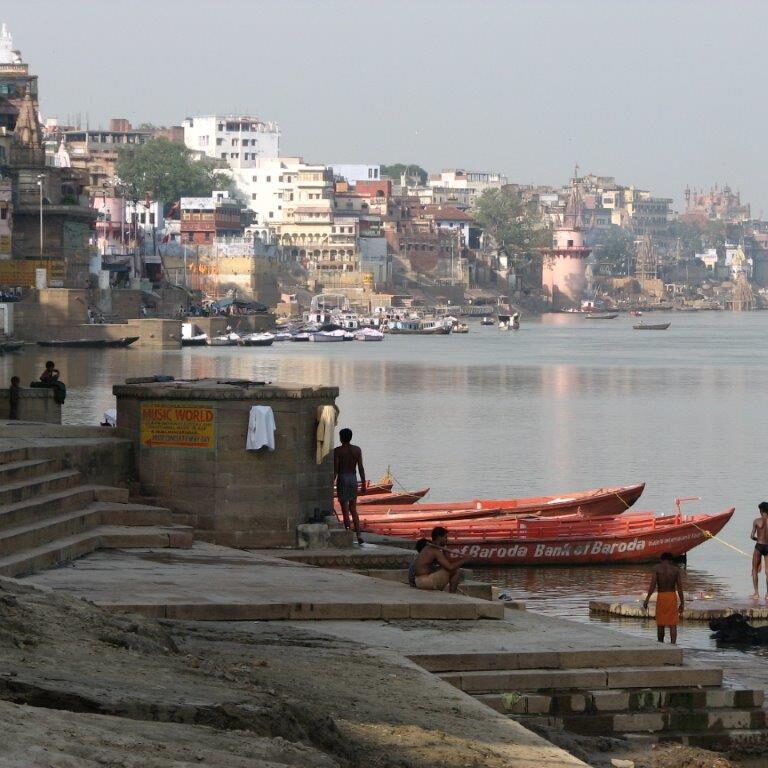 מראה על הגנגס בווראנסי