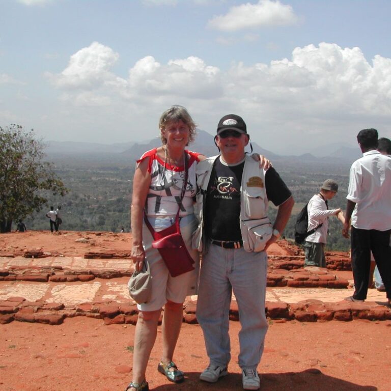 בארמון על ראש הצוק אחרי טיפוס על 1430 מדרגות