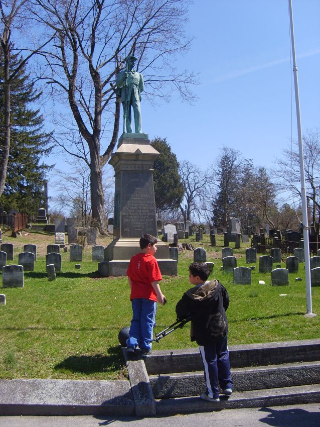 ביקור בבית קברות של חללי מלחמת העצמאות האמריקנית