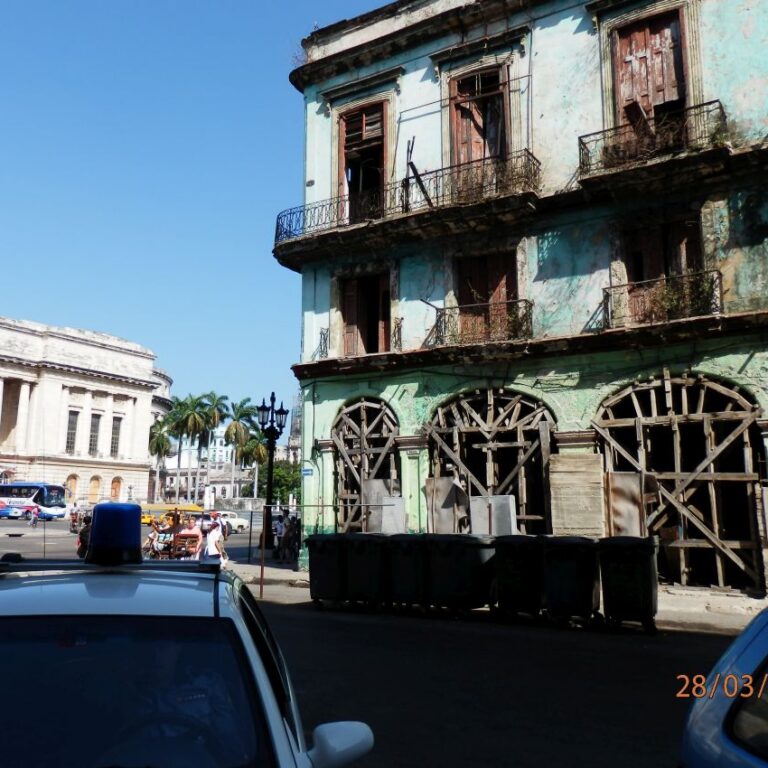 בתים מוזנחים בהאוונה