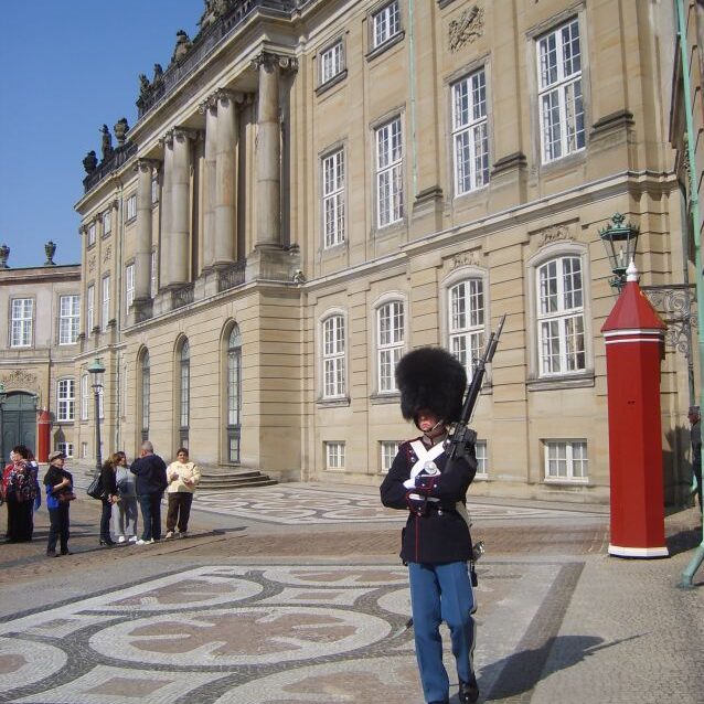 חילופי משמר של המלכה בקופנהגן