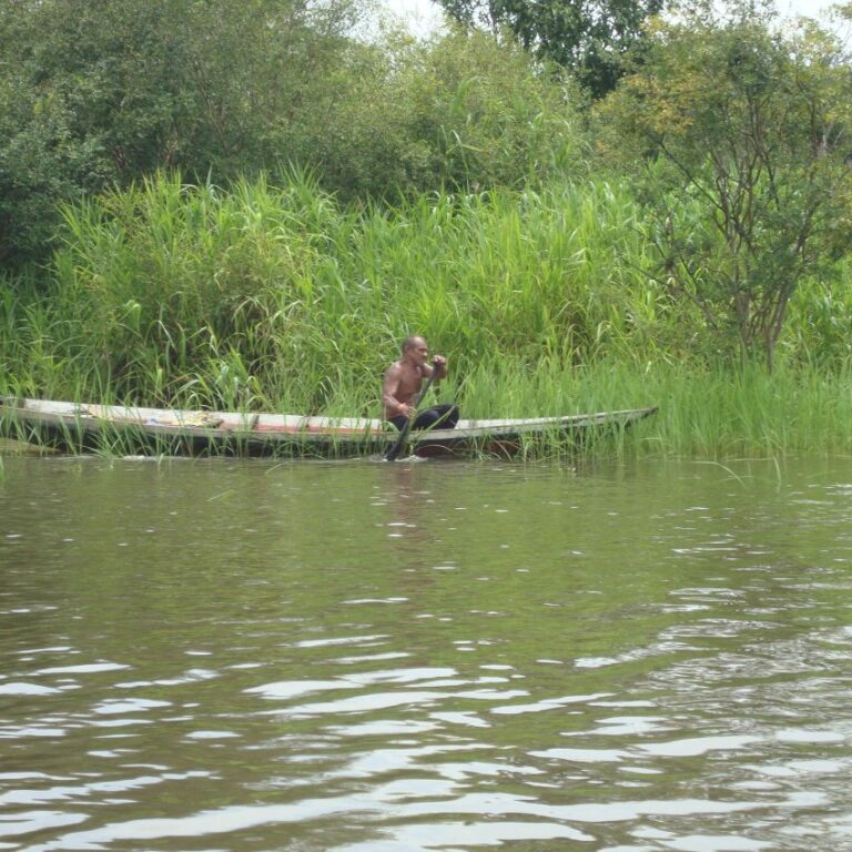 יליד חוזר הביתה מיום העבודה