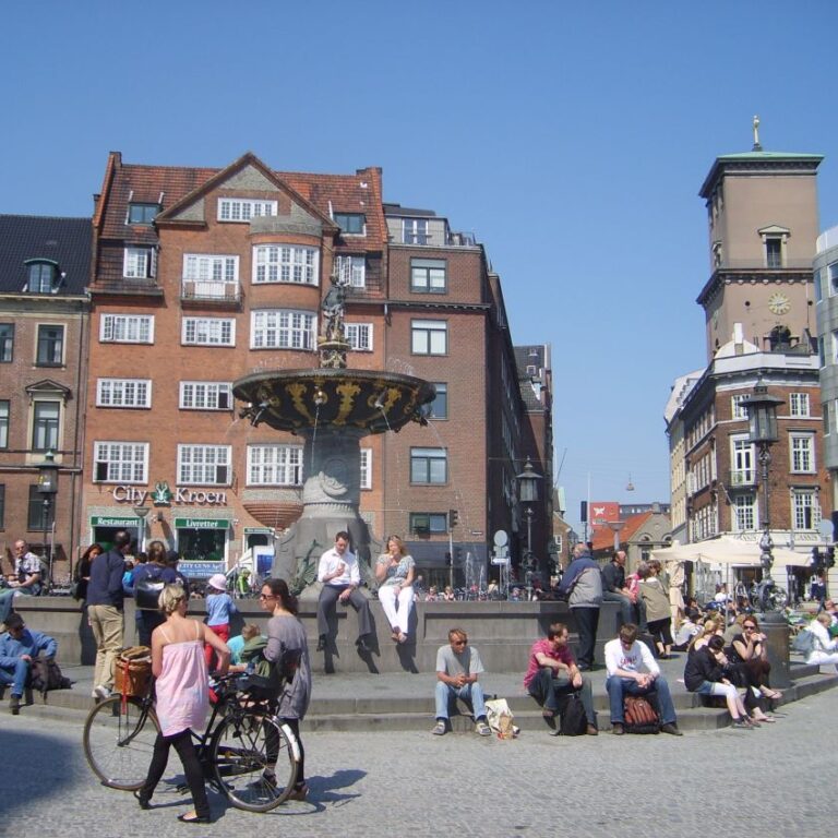 מכיכרות העיר קופנהגן