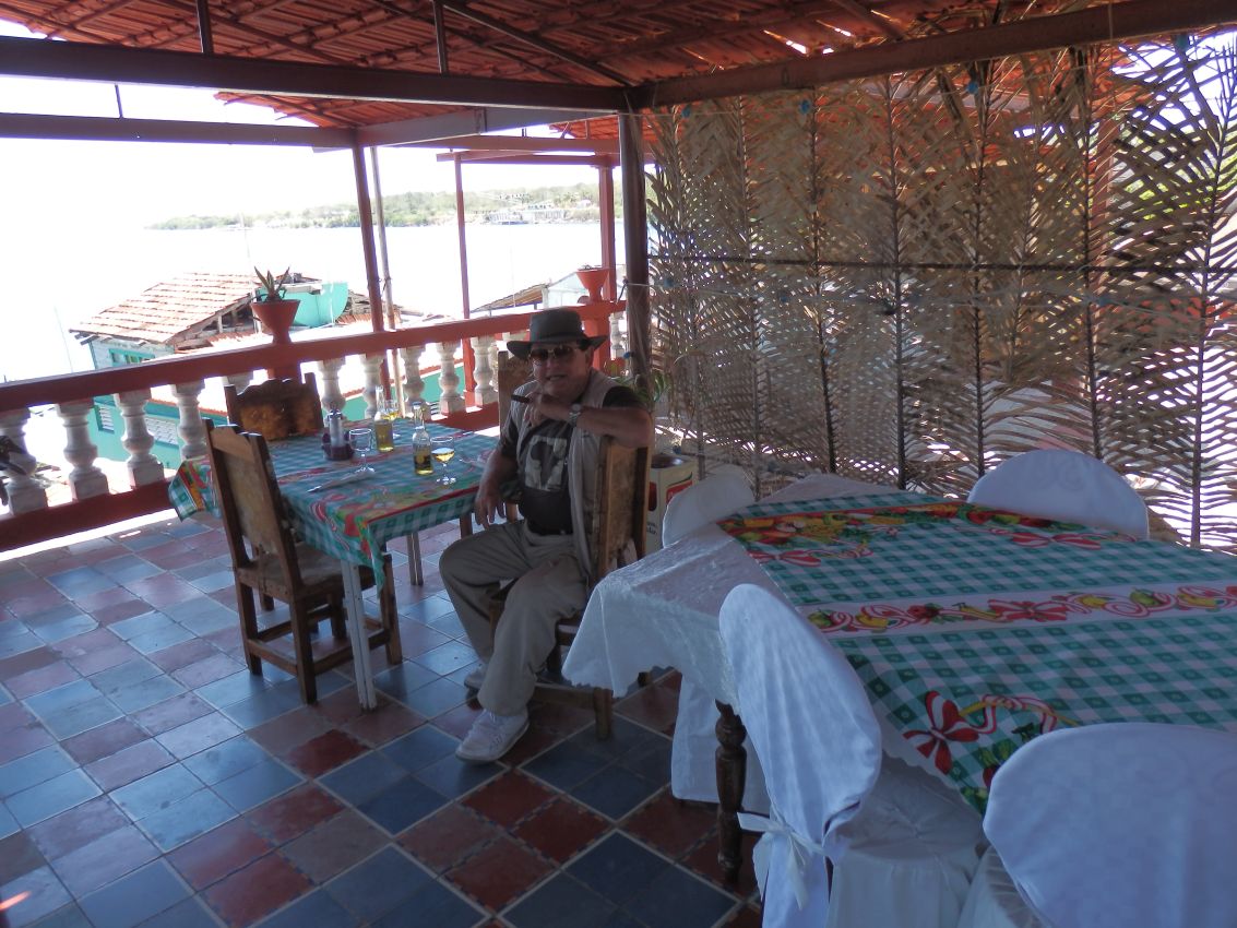 מסעדה קובנית באי ליד סנטה קלארה