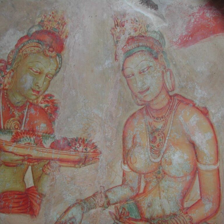 ציורי קיר אירוטים במערות על סלע האריה שהוסתרו מהתושבים על ידי הנזירים הבודהיסטים מטעמי צנזורה