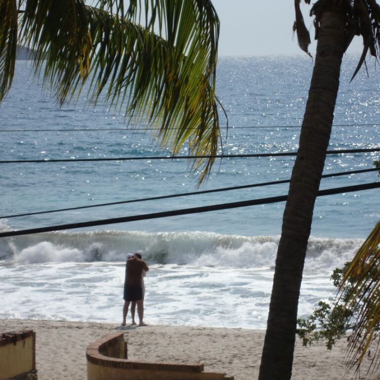 אהבה בחוף קוסטה ריקני