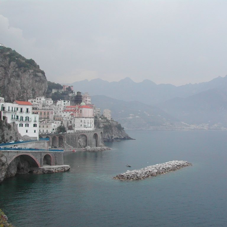 אמלפי מבט מהדרך לנאפולי