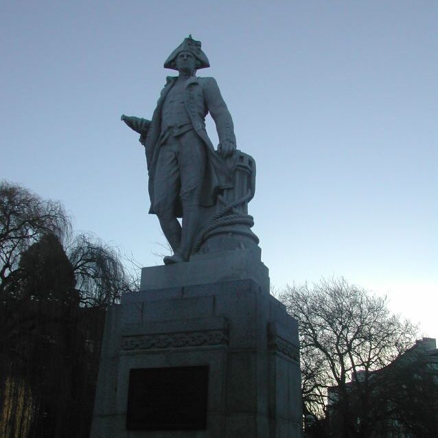 אנדרטה לזכרו של המגלה הבריטי קפטן ג'יימס קוק , הקפיטן שגילה את ניו זילנד