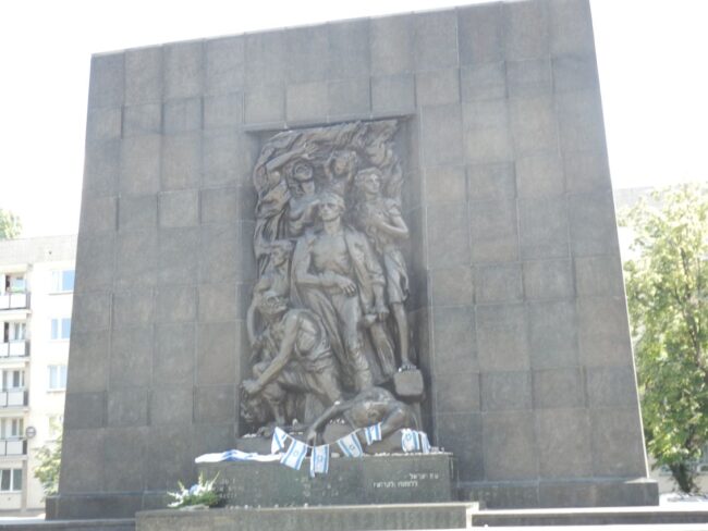 אנדרטת מרד גיטו וורשה, פולין אנדרטת מרד גיטו וורשה, פולין-