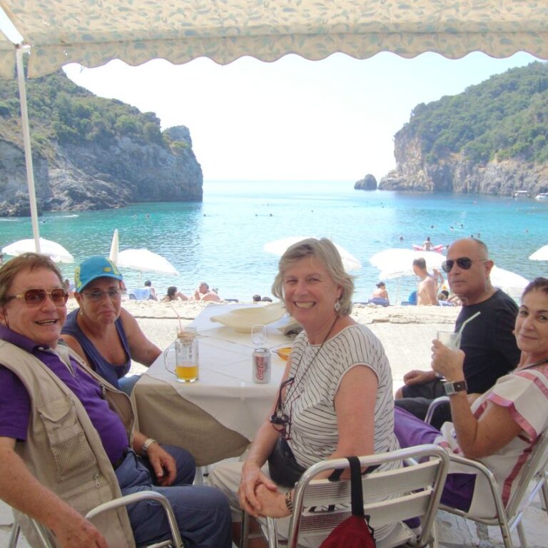 בית קפה באי קפרי