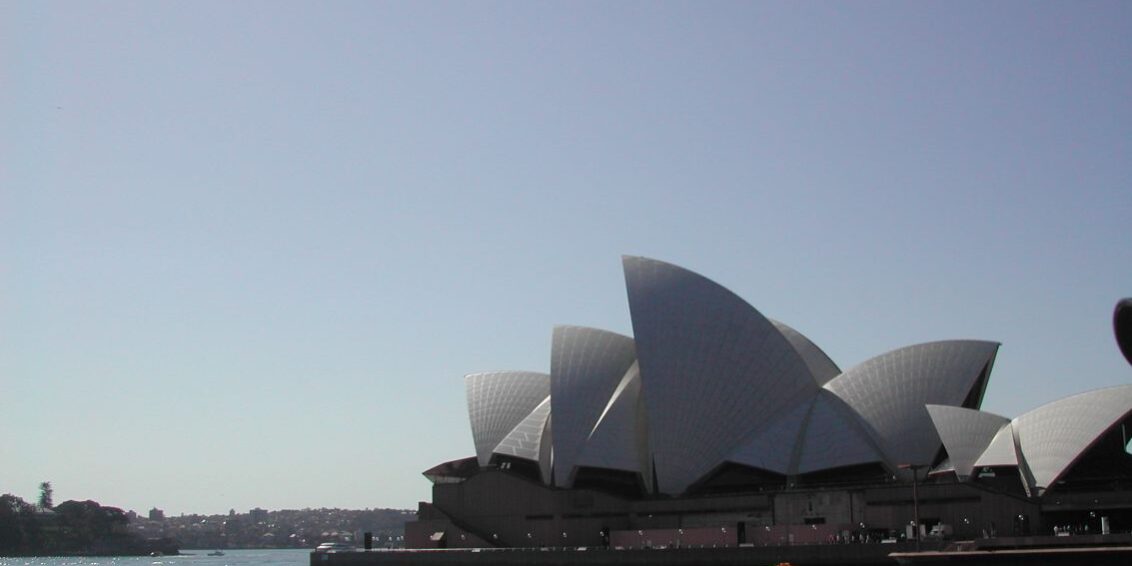 בנין האופרה של סידני שעלה מיליארדים ושווה כל אגורה שהושקעה בו
