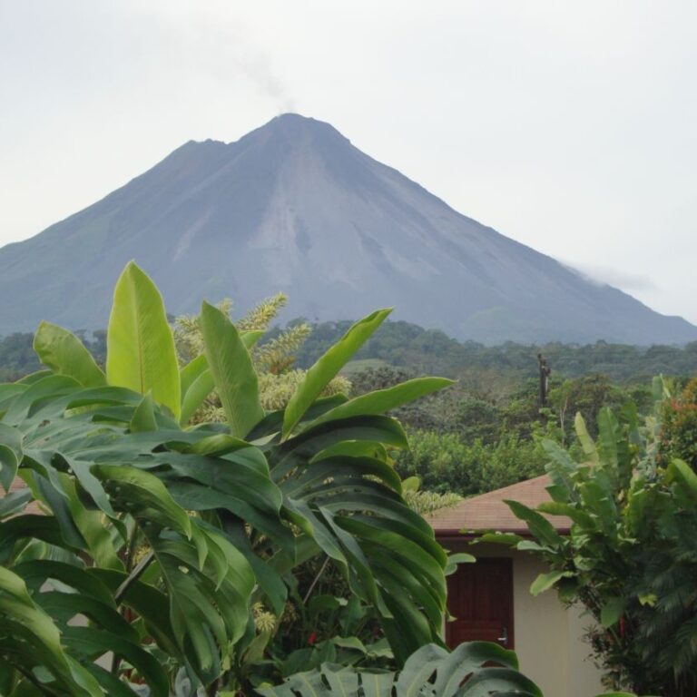הר הגעש ארנל