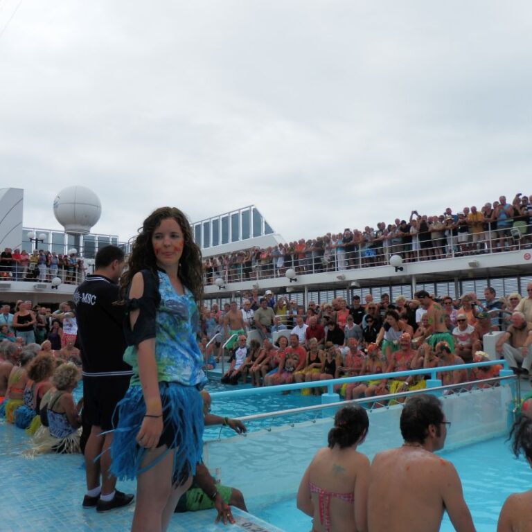 טקס חציית קו המשווה מגנואה לקייפטאון במשך 17 ימי הפלגה