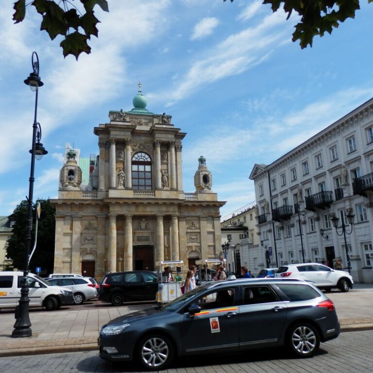 מארמונות ורשה