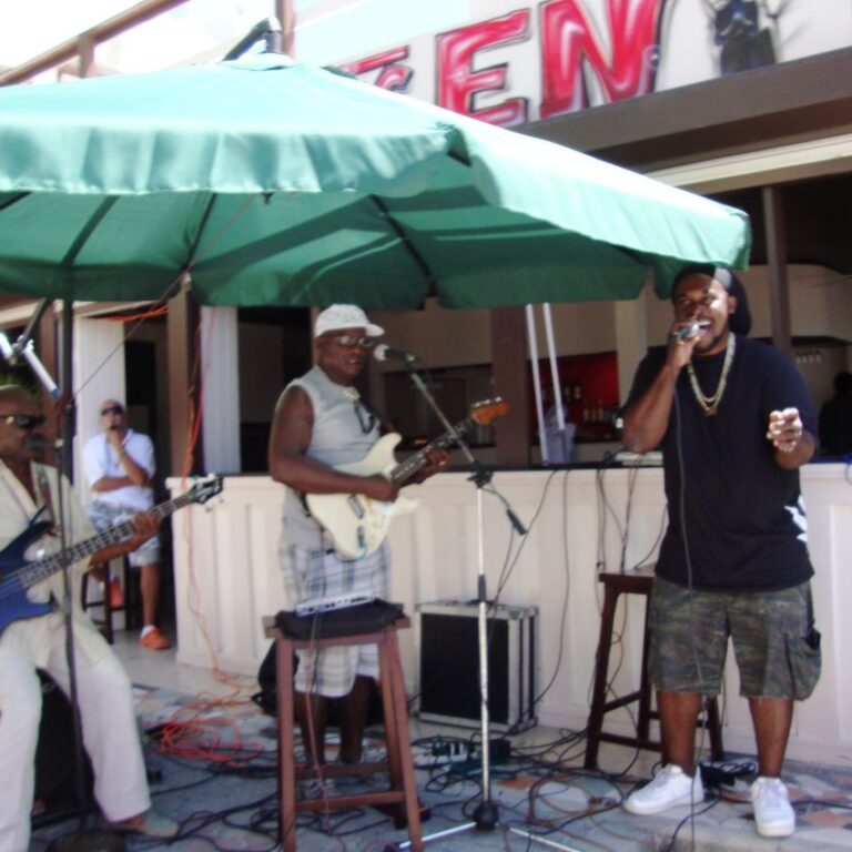 מופע רחוב באי סן מארטין