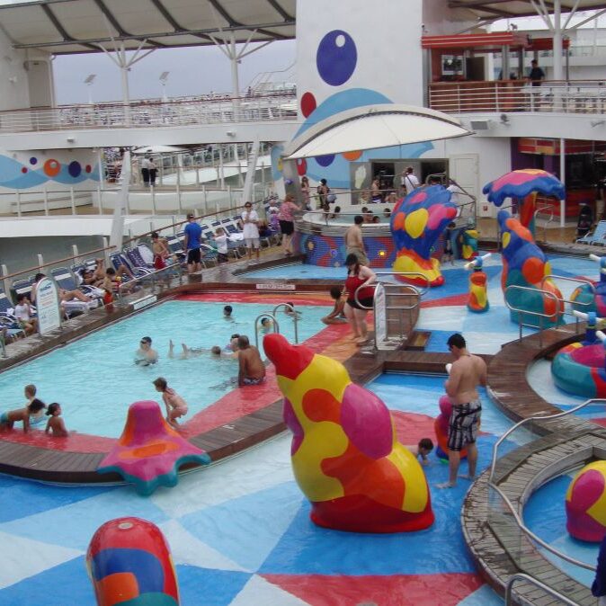 משחקי ילדים , קיטנה על הסיפון