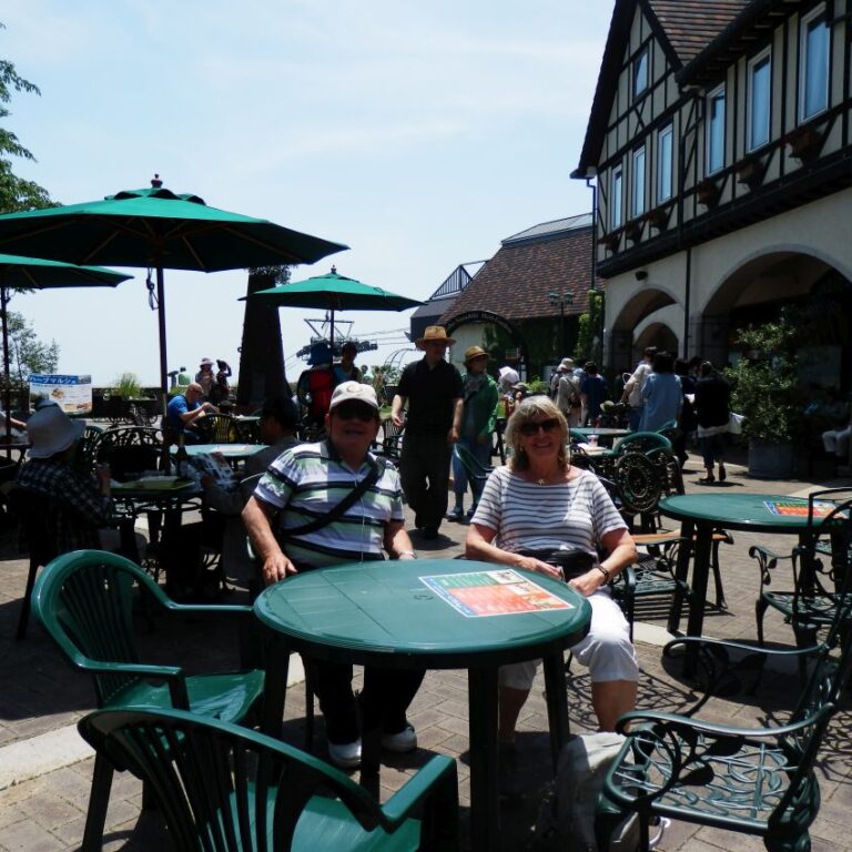 נחים במסעדה יפנית בקיוטו