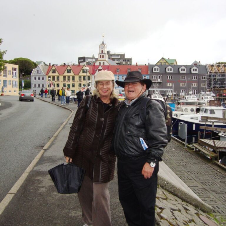 על רקע ריקוויק, בירת איסלנד