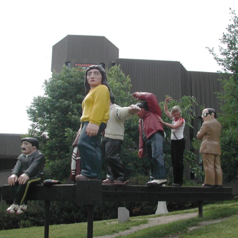 פסלים קנדיים באוטווה