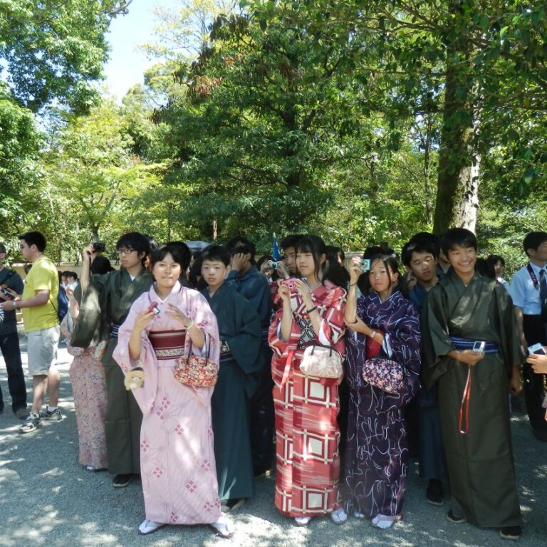 פרחי כמורה מקומיים בסגנון יפני