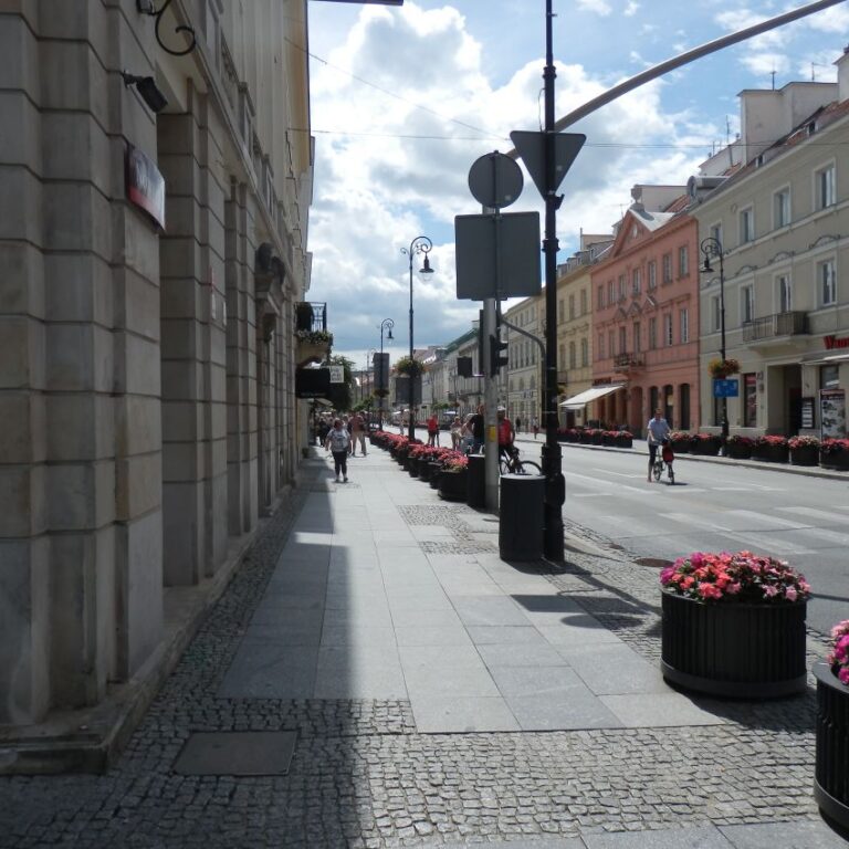 רחוב בילוי בוארשה