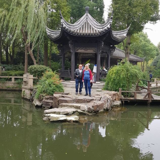 בגן פרטי שבנה לעצמו מורה סיני שעסק גם במסחר