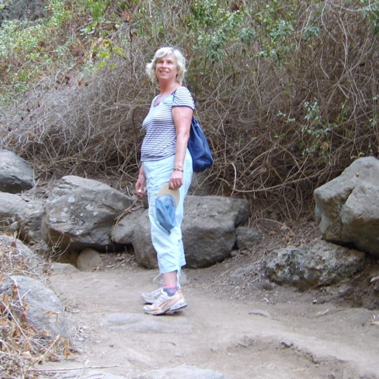 בשבילי הרי האנדים