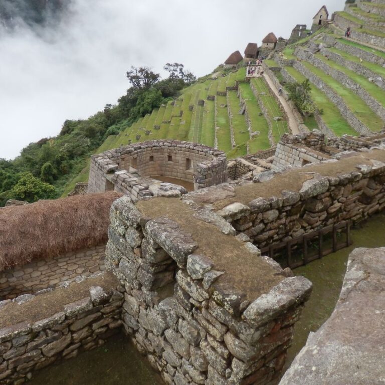הטיראסות שבנו האינקה במאצ'ו פיצו